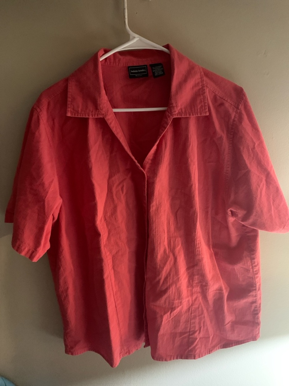 Bobbie Brooks Women's Button-Down Short-Sleeve Shirt in Coral Red